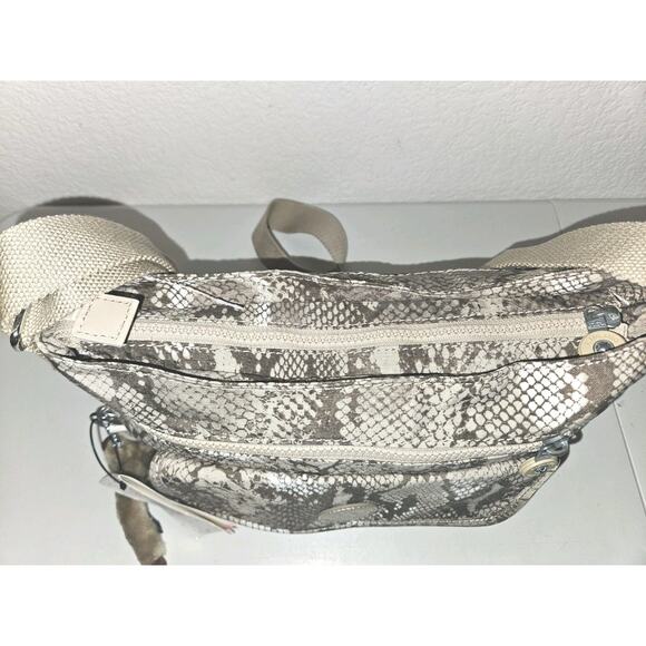 NWT! KIPLING Nylon Crossbody Handbag Snake Pattern 12x8x2.5 - Picture 5 of 11